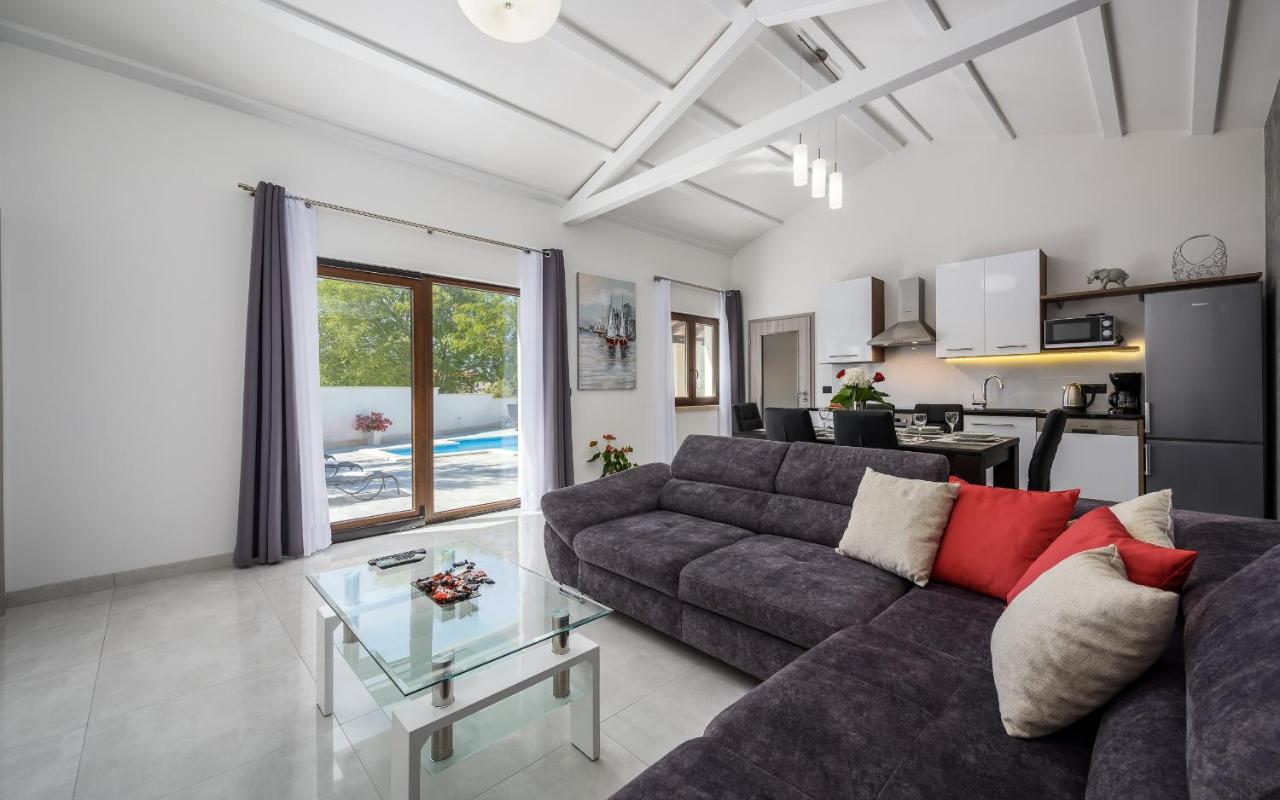 Villa Desapemani Žminj Extérieur photo